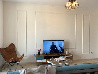 Old Town Overlooking - Vibrant 2BR Apartment - 6