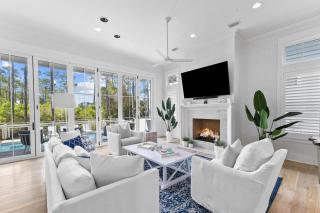 6 min Bike Ride to Beach! Private Pool with Lake Views in WaterColor! 5BR! home - Santa Rosa Beach - 7