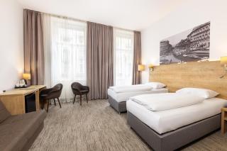 City Hotel Ring - Budapest - 8