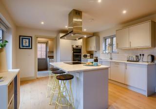 Yew Tree House - Weybourne - 3
