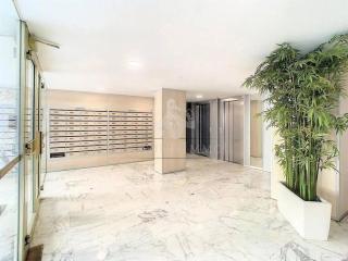 Grand 2 pieces- Marche Forville - Cannes - 4