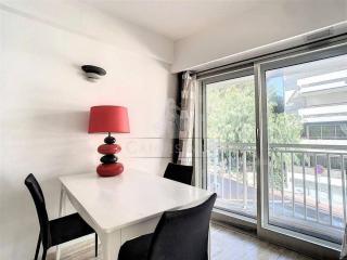 Grand 2 pieces- Marche Forville - Cannes - 9