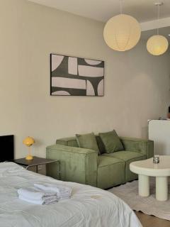 Spacious & Balcony - walkable to highlight spots - near CONG coffee - Ho Chi Minh - 8