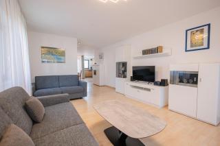 Ferienwohnpark Immenstaad am Bodensee Zwei-Zimmer-Apartment 51 06 - 8