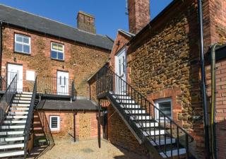 Daisy’s - Ellinbrook Apartments - 2