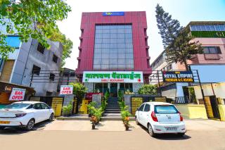 FabHotel Royal Empire - Bird Valley Udhyan - 0