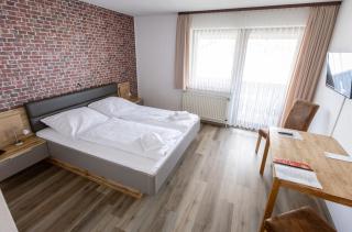 Hotel-Restaurant Zum Schwalbennest - Alsfeld - 2