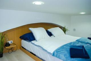 Stylish quiet central home w cheap parking closeby - Budapest - 2
