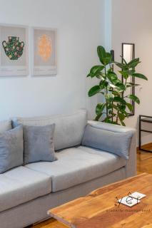 Comfort Oasis: Work-Friendly Space w/Fiber Net - Atene - 8