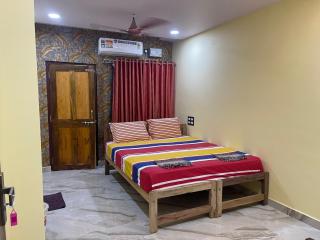Nimmu Guest House & Restaurant Gokarna - 5