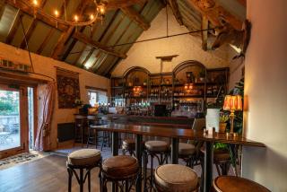 The George Inn & Plaine - 7