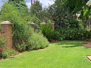 Clarens Mountain Sage Cottage - 3