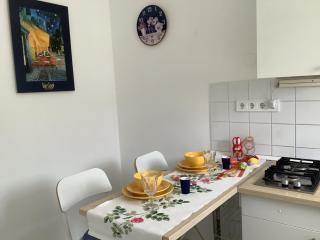 Poppy Flower Apartment - Budapest - 2