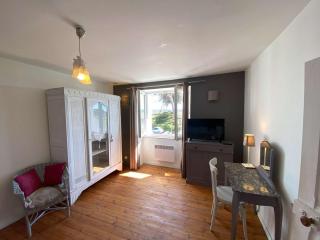 Maison 6 pers, jardin, terrasse, parking, plage proche - FR-1-542-27 - 1