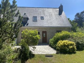 102 - Belle Maison Familiale dans quartier calme - Fréhel - 0