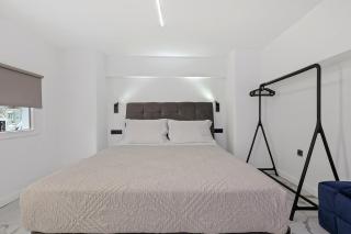 Your cube place at Ermou - Plaka - Atene - 9