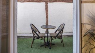 Champagne en Terrasse - Elégant et Discret - 7