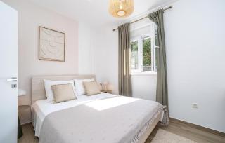 Awesome Apartment In Bibinje With Wifi - Bibinje - 5
