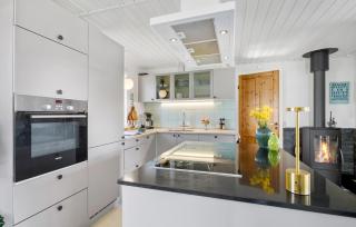Amazing Home In Nexø With Kitchen - Neksø - 4