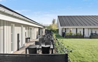 Gorgeous Apartment In Væggerløse - Marielyst - 4