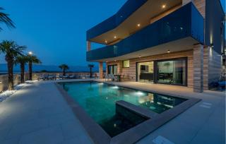 5 Bedroom Beautiful Home In Privlaka - Privlaka - 2