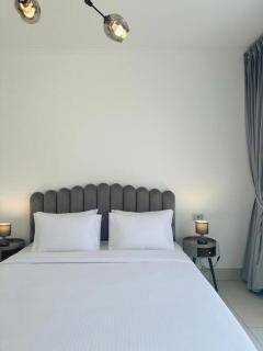 2-Bed Haven in Downtown Oasis near Burj & Dxb Mall - Dubái - 4