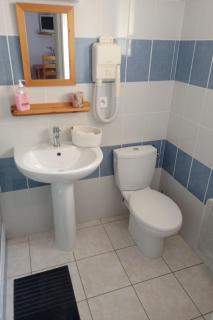 Lou Baralet Chambres d'hôtes et Restaurant - 6