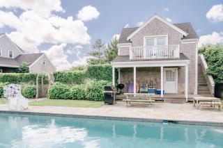 Relaxing guesthouse with pool, stunning views close to beach - Nantucket - 4