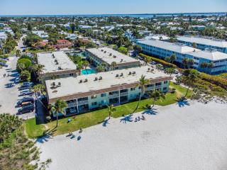 Pelican Place at The Nautilus - Holmes Beach - 0