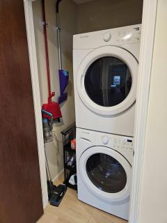 Free Parking, New Apartment, Steps From Mayo! - Rochester - 5
