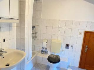Pension 28 - Zimmer 7 - Velgast - 6