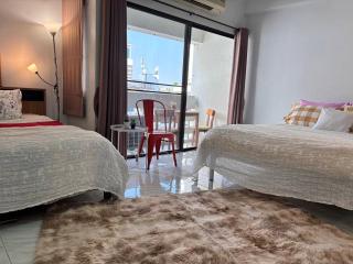 Cozy 1br walk to BTS and Airport Rail Link Close to Malls M11 - Bangkok - 1