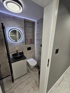 Apartament z Jacuzzi Klimatyzacja Prywatny Parking - 3