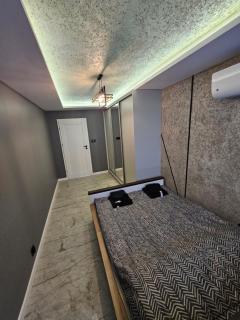 Apartament z Jacuzzi Klimatyzacja Prywatny Parking - Radom - 5