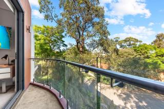 Nice and quite studio Roseville - Sydney - 1