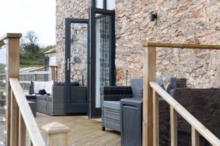 The Linhay - Beautiful Views, Free Wi-Fi and Hot Tub - 2