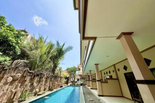 Taxa Raya Guest House - Legian - 0