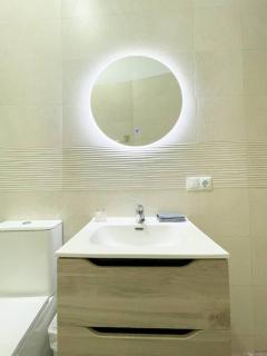 Cerca del centro y luminoso - Madrid - 5