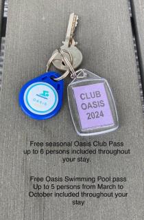 Beachcomber, Sunbeach, Scratby - Two bed chalet, sleeps 4, FREE Wi-Fi, FREE club passes, FREE swimming and pet friendly - Scratby - 5