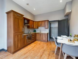 No. 3 Eglantine Avenue, Lisburn Road - Belfast - 6