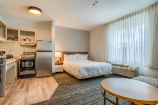 TownePlace Suites Mobile - 3