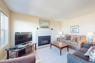 Oceanview Escape - 8