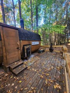 Dingle Run Lodge at Sir Sam's - Haliburton - 9