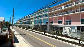 Fins Right - Next to Margaritaville - Fort Myers Beach - 3