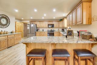 Rustic Lakeside Cabin on 3 Acres with Nature Views! - Pinetop-Lakeside - 8