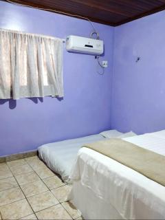 7 camas de casal - Casa próxima ao Bumbódromo - Parintins - 5