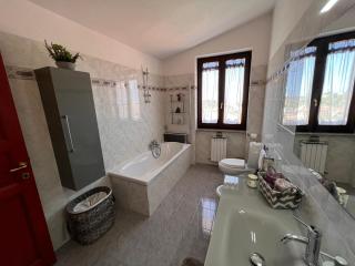 Villetta panoramica con giardino - 5