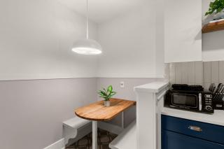 SoHo Siesta Stunning Apt w Private Balcony - Tampa - 1
