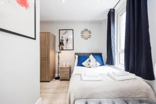 Chic Rooms in Spitalfields, London - 1