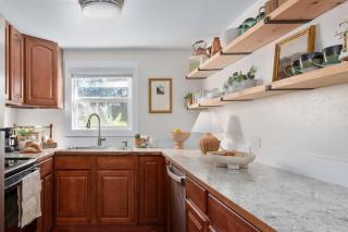 Light Bright Stylish PRIVATE Home - Whitworth - Spokane - 5